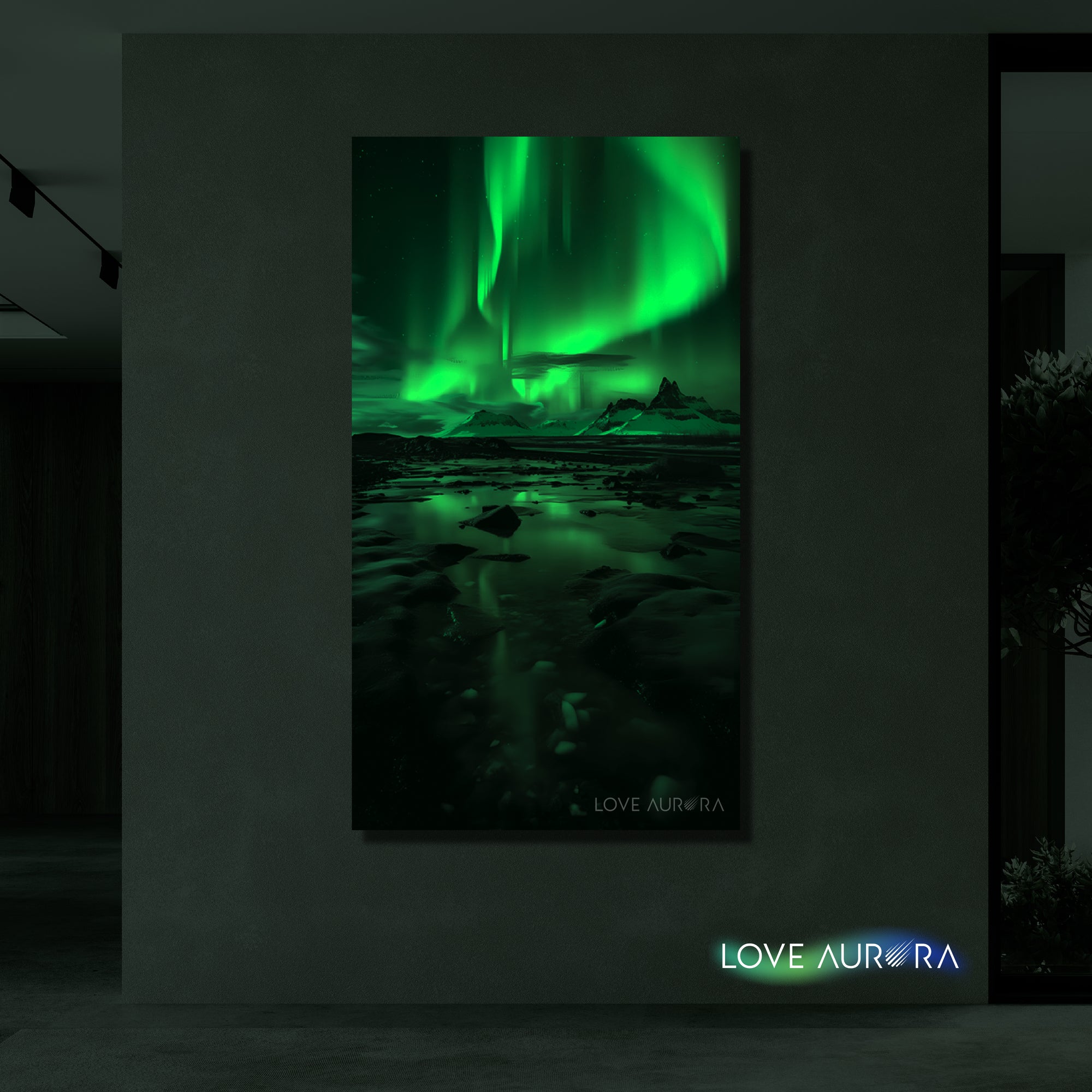 LoveMyAurora®  Glow in the dark painting (Rugged)
