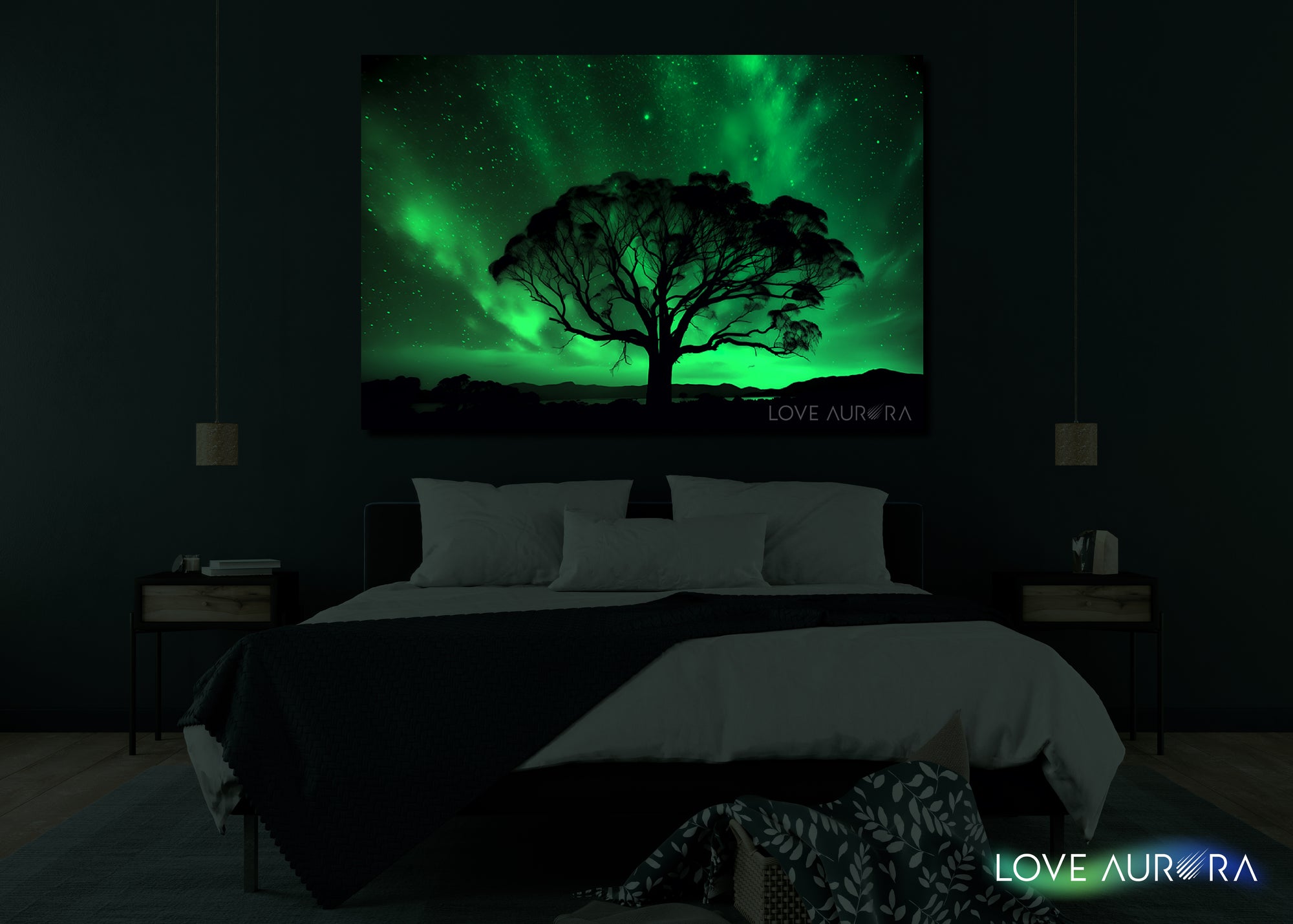 LoveMyAurora®  Glow in the dark painting (Lonely Dancer)